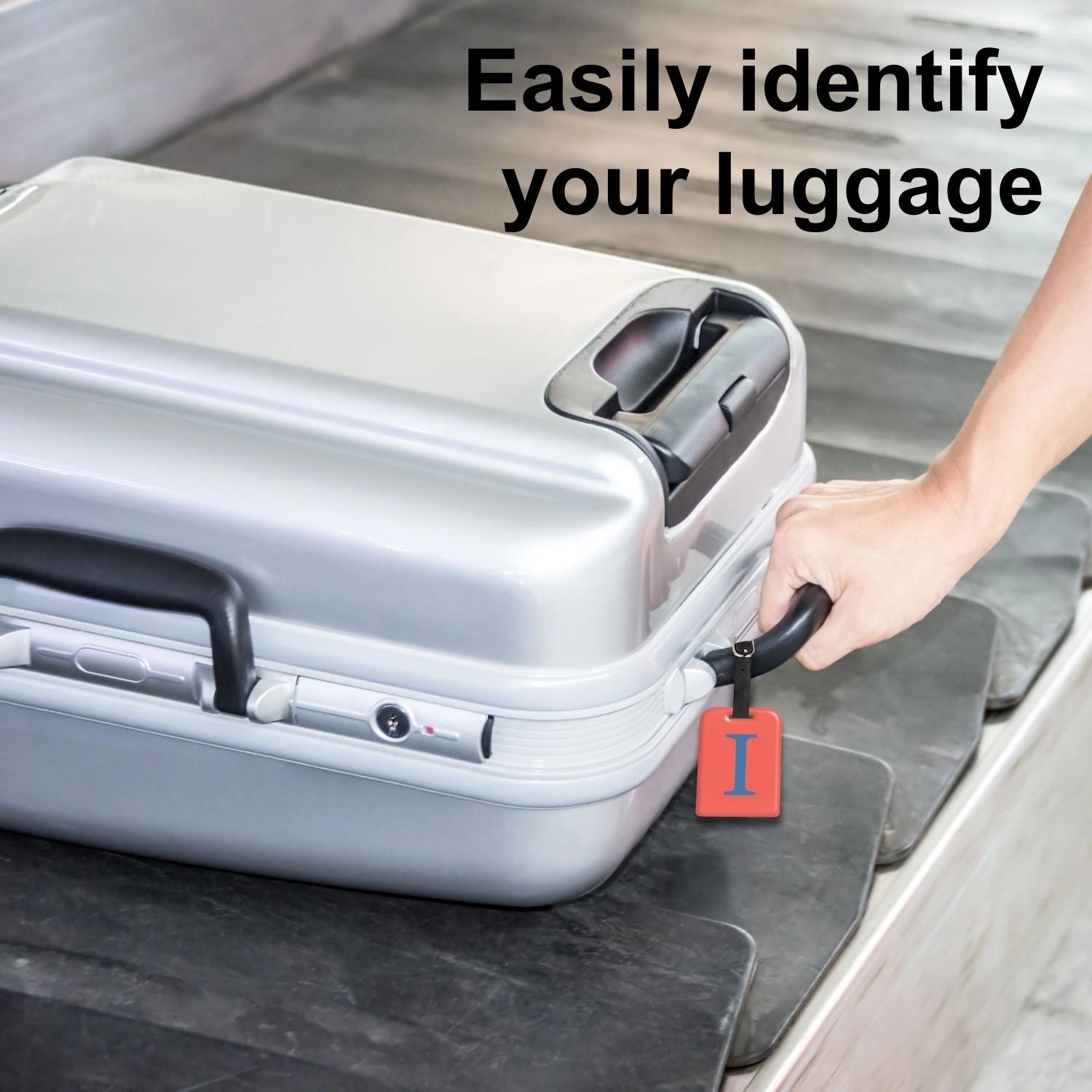 QR tag for bag with initial I