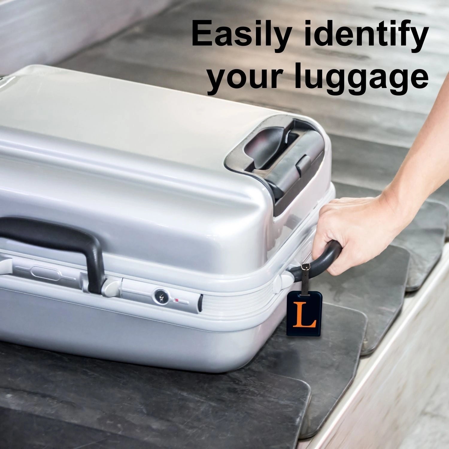 QR tag for bag with initial L
