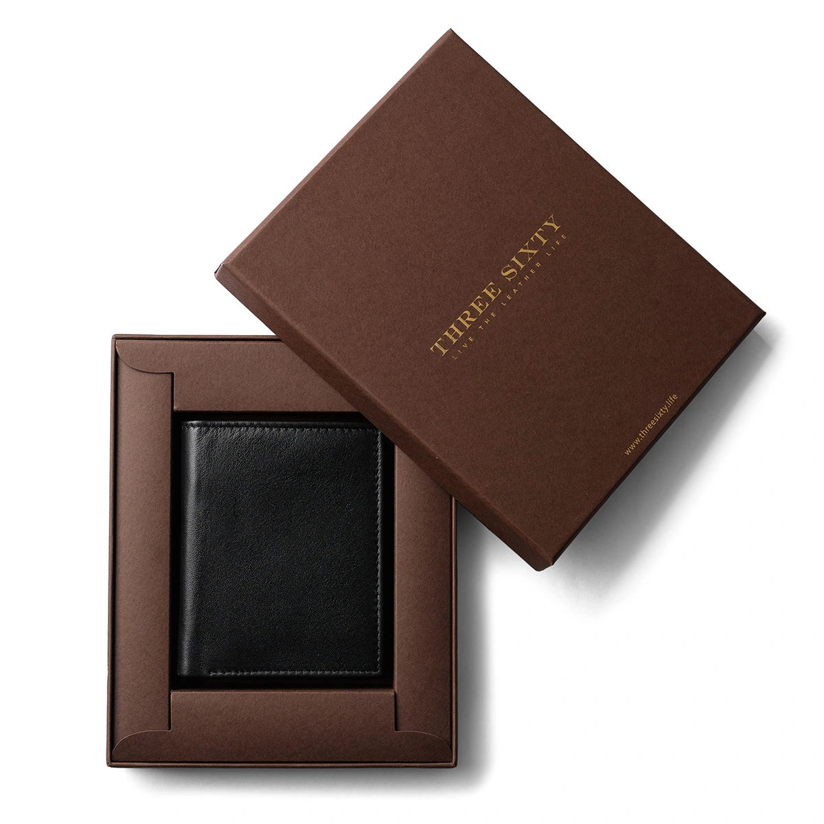 Orbit Smart Wallet with Dolphin Sleek tracker showing card slots and tracking feature