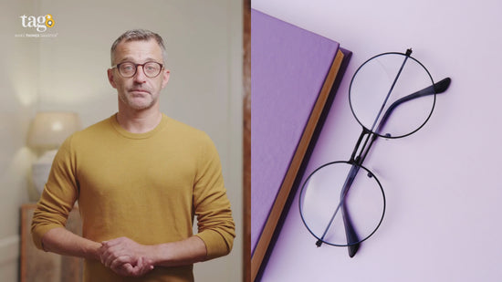 Dolphin Eyewear Charger and accessory kit for eyewear